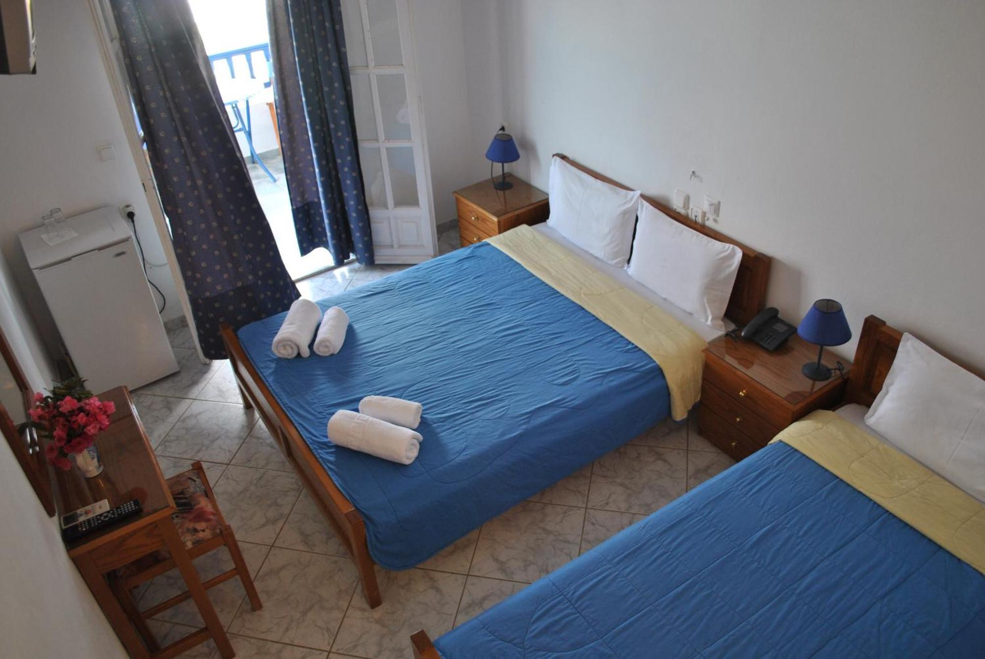 Atlantida Hotel Koufonisia Exterior photo