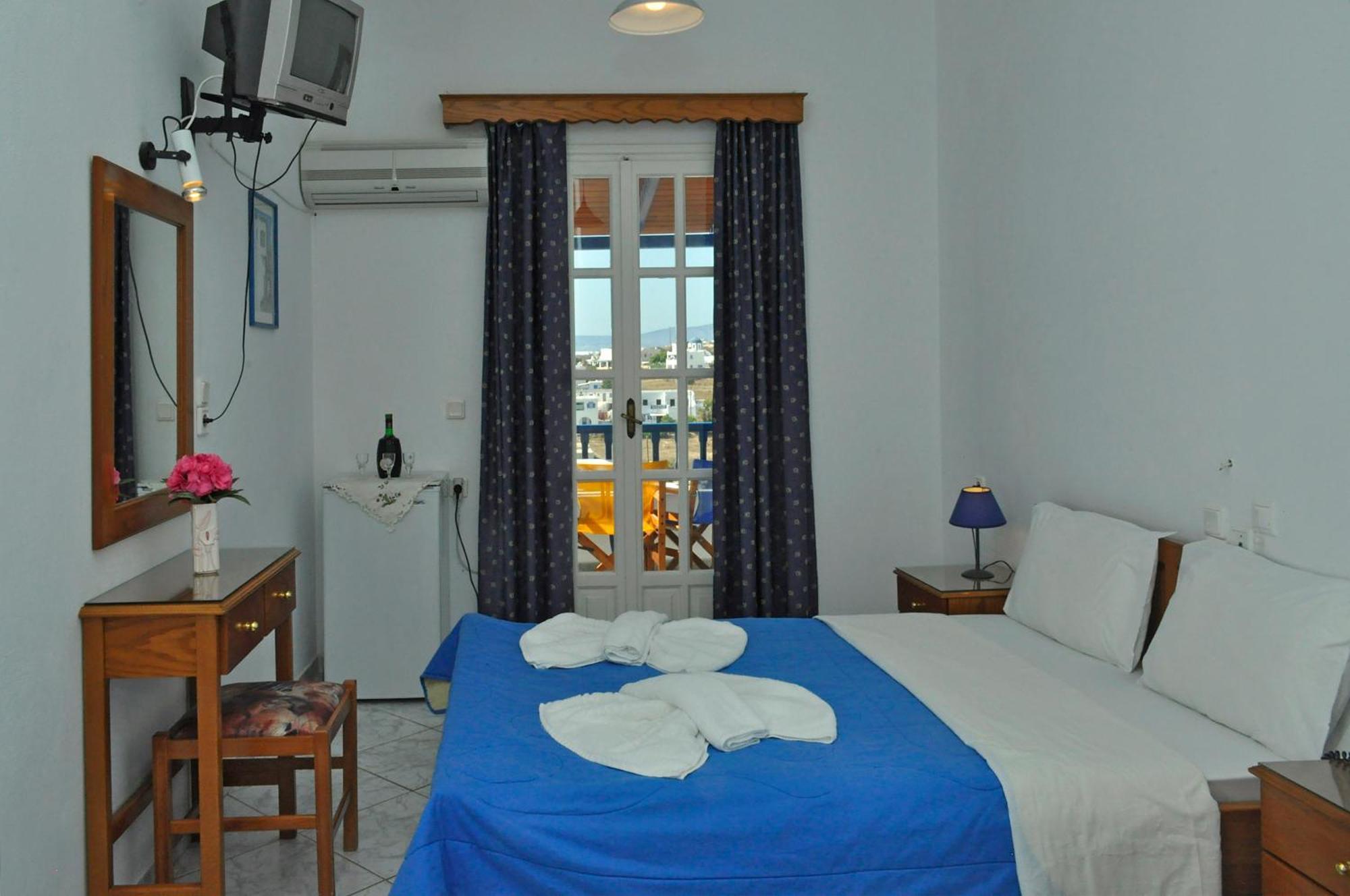 Atlantida Hotel Koufonisia Exterior photo