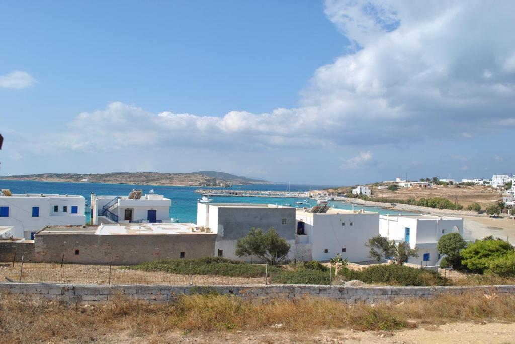 Atlantida Hotel Koufonisia Exterior photo