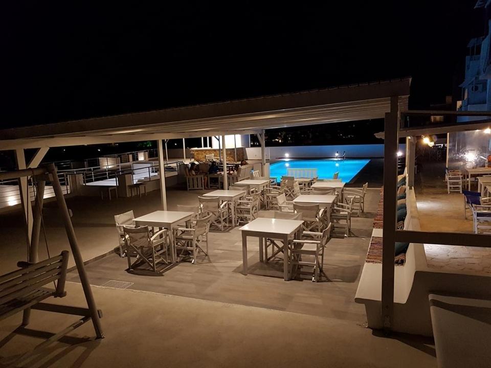 Atlantida Hotel Koufonisia Exterior photo